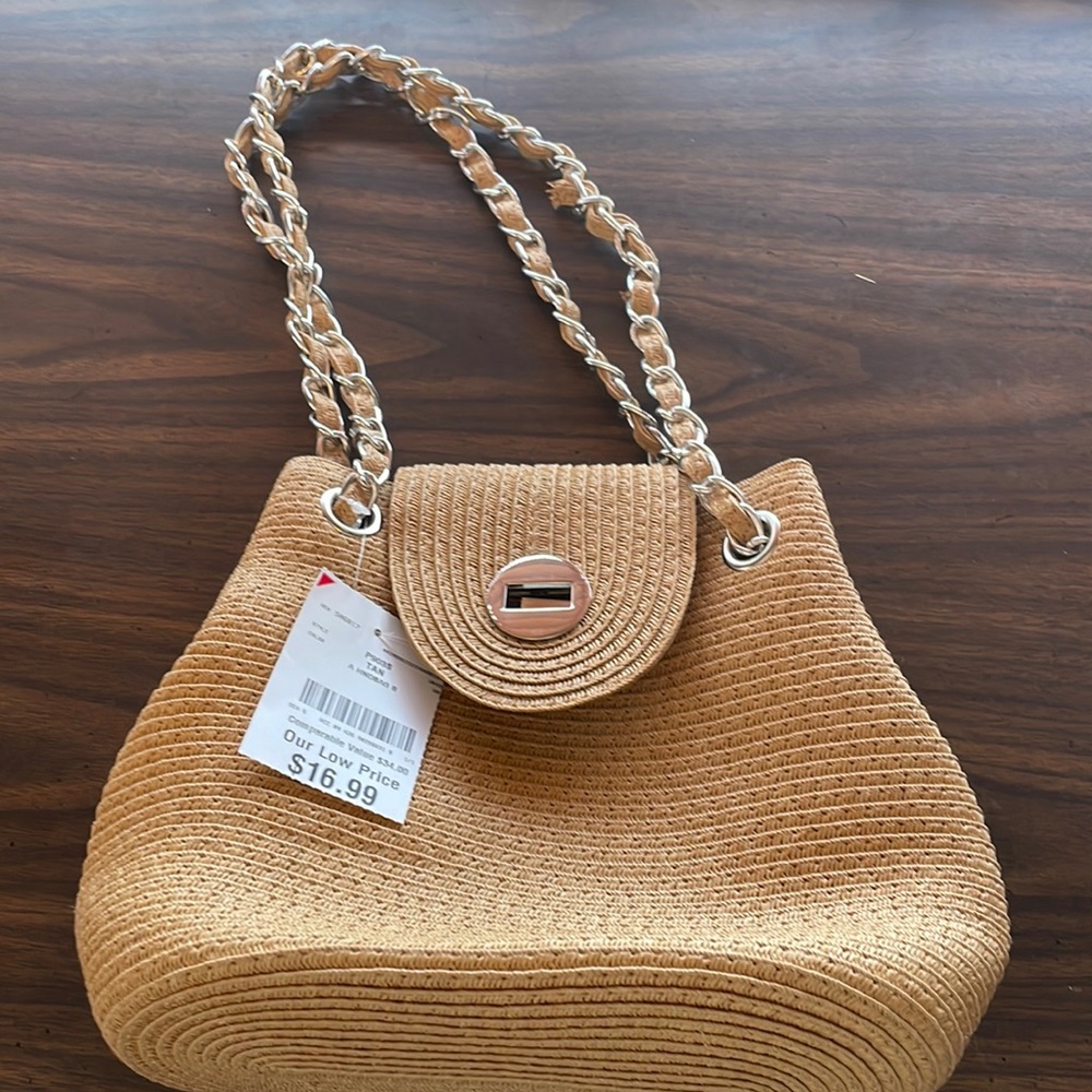 Small straw hand bag NWT
